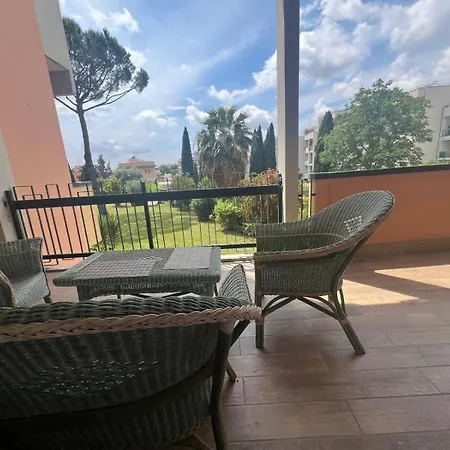 Apartment House - Parco Tirreno By Ohana Rome