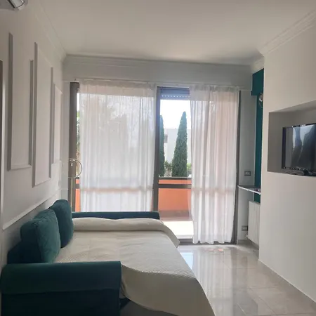 Apartman House - Parco Tirreno By Ohana